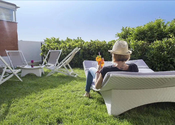 Viale Axel Munthe 2*